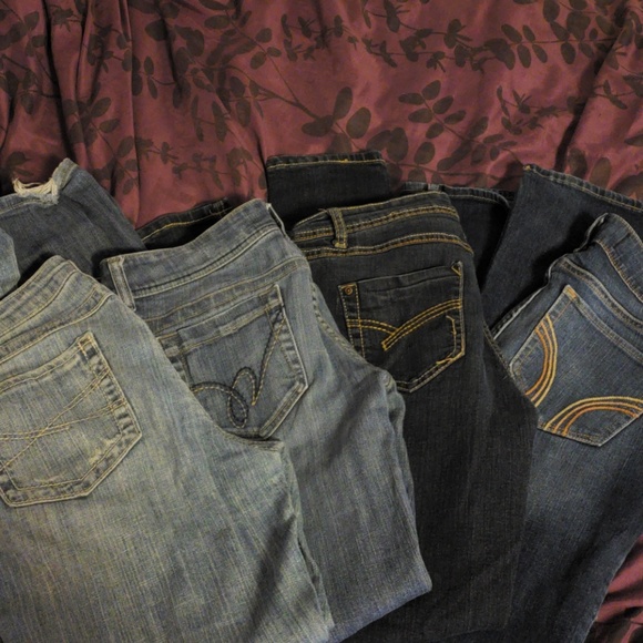 Bundle of jeans 😍 (temporary unavailable) moved - Picture 4 of 4